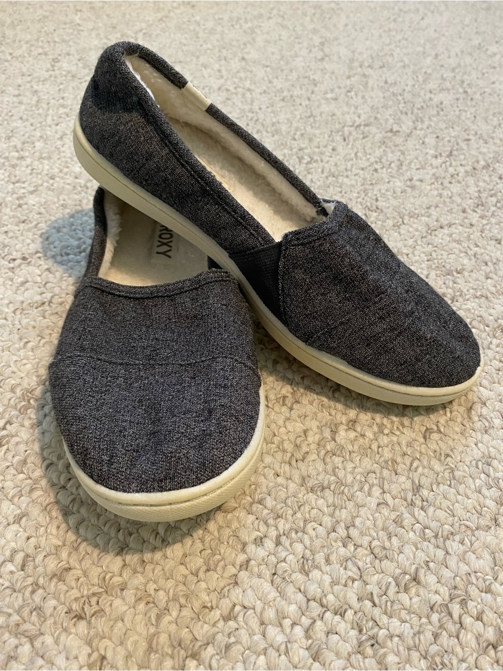 Roxy Charcoal Gray Slip-On Fuzzy-Lined Shoes